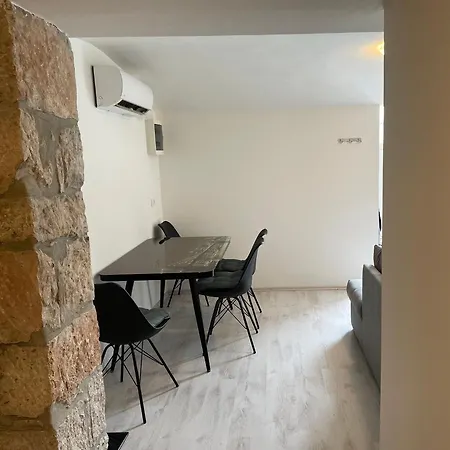 Rea Ζαντάρ