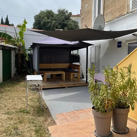 Διαμέρισμα Rea